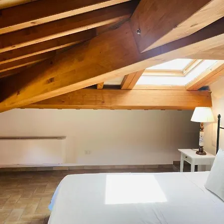 Casa de Férias Grand Cherry Tree, 8 Beds Certaldo