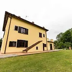 Grand Cherry Tree, 8 Beds Holiday home Certaldo