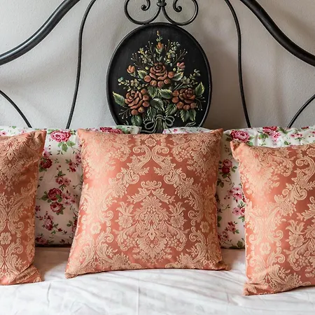 Grand Cherry Tree, 8 Beds Vakantiehuis *