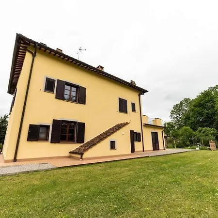 Grand Cherry Tree, 8 Beds Ferienhaus Certaldo