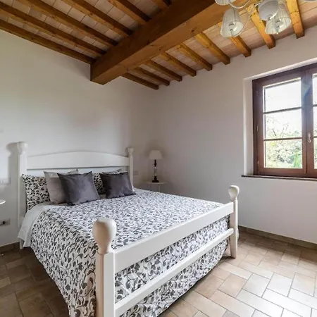 Grand Cherry Tree, 8 Beds Ferienhaus *