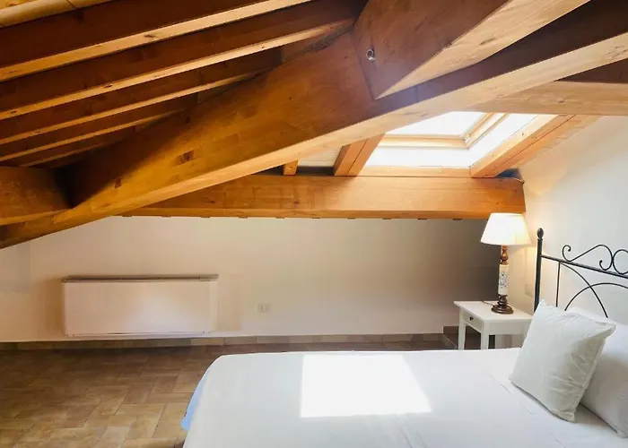 Vakantiehuis Grand Cherry Tree, 8 Beds Certaldo