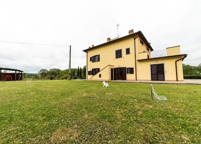 Grand Cherry Tree, 8 Beds Vakantiehuis *