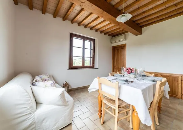 Vakantiehuis Grand Cherry Tree, 8 Beds