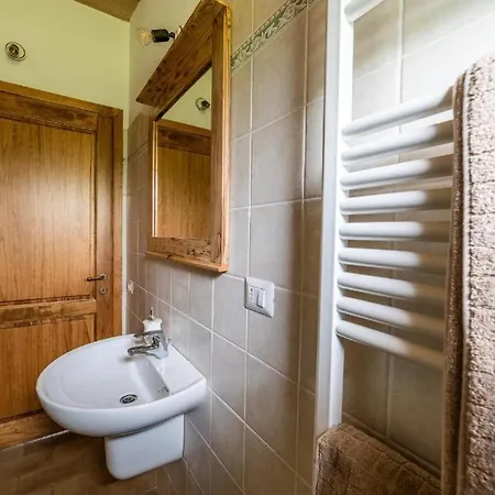 Holiday home Grand Cherry Tree, 8 Beds *